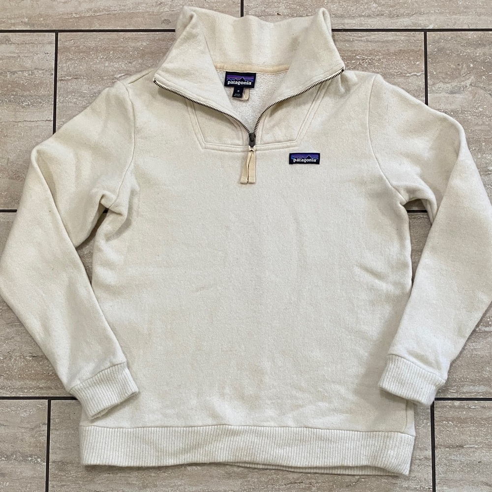 Patagonia NWOT Cream Women's Sweater